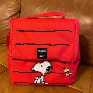 Snoopy’s House 16-can Lunch Pail